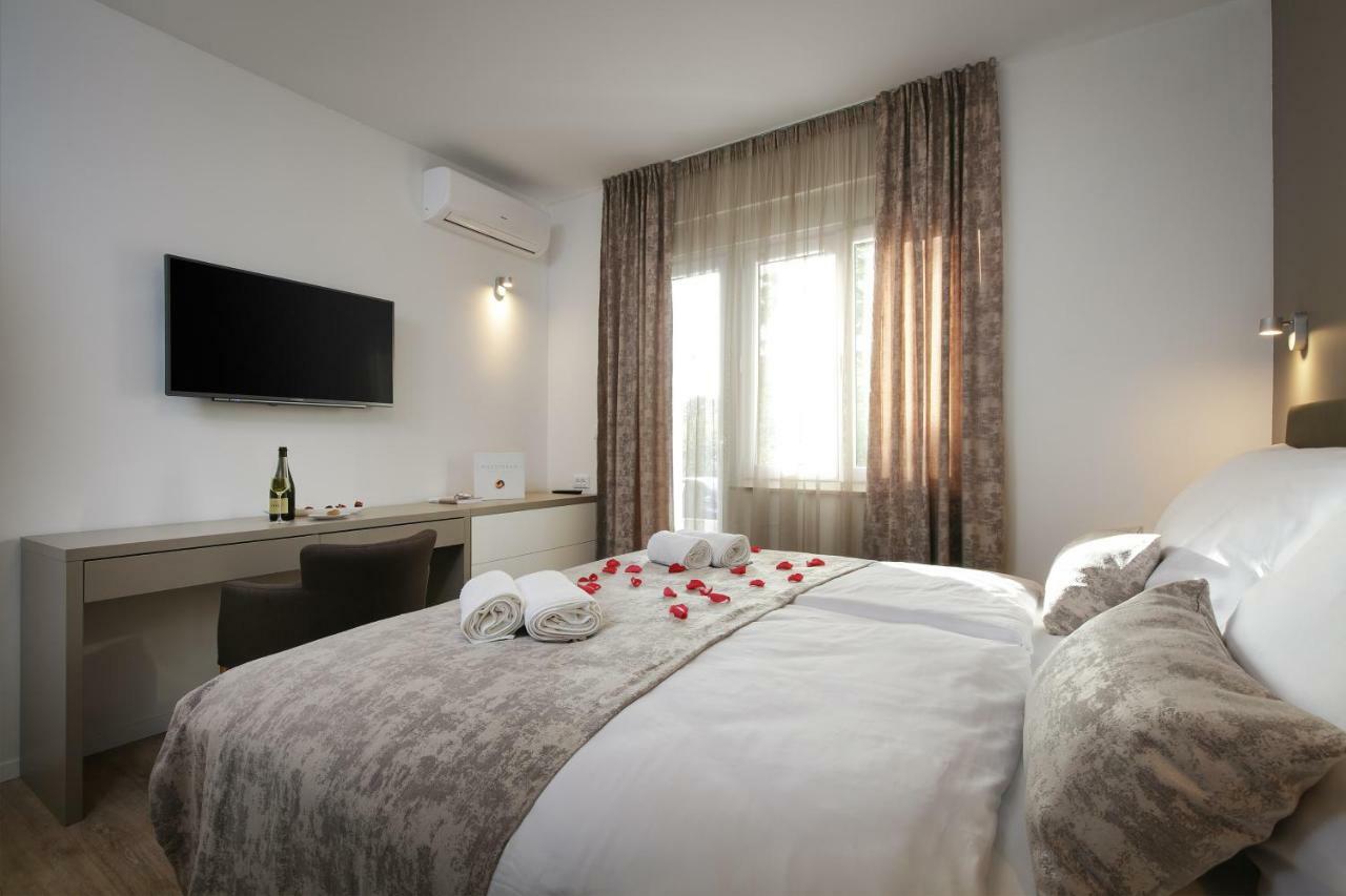 Luxury Apartments Argola โปดสตรานา ภายนอก รูปภาพ