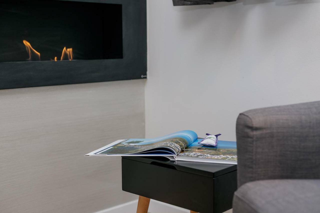 Luxury Apartments Argola โปดสตรานา ภายนอก รูปภาพ